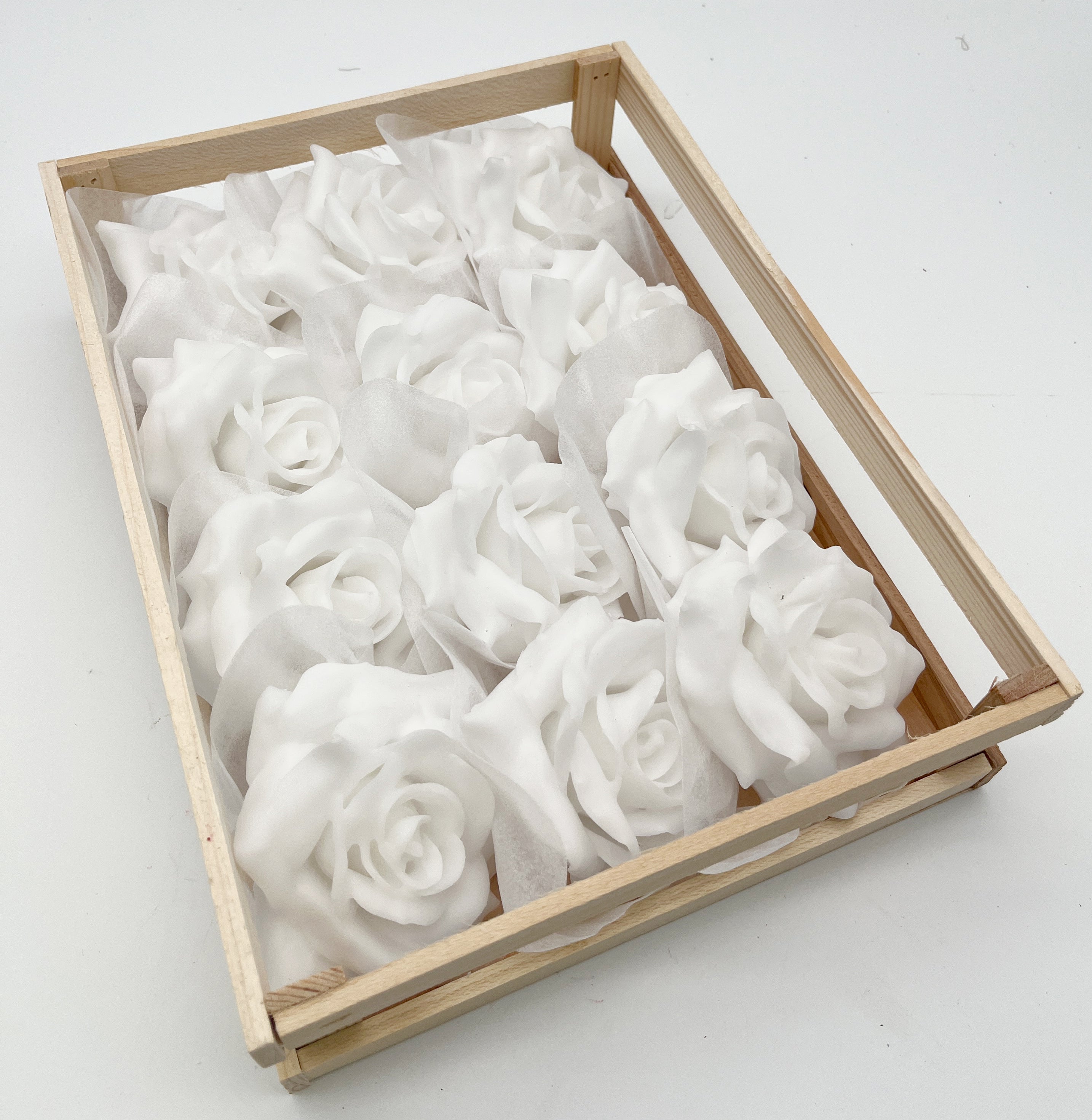Wachsrose - schneeweiß Rose aus Wachs